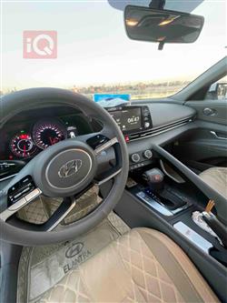 هیوندای ئەلەنترا